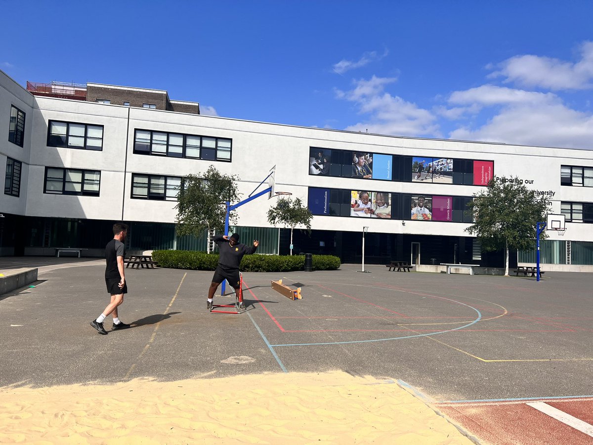 ArkGlobeAcademy's tweet image. Training for the Ark Sports Intermediate Track and Field Cup is in full swing! 

@arkglobepe #creatingchampions #shotput #sports #trainingchampions #growthmindset #teamglobe 
@ArkSchools @ArkGlobeAcademy 
@MattJones_Globe