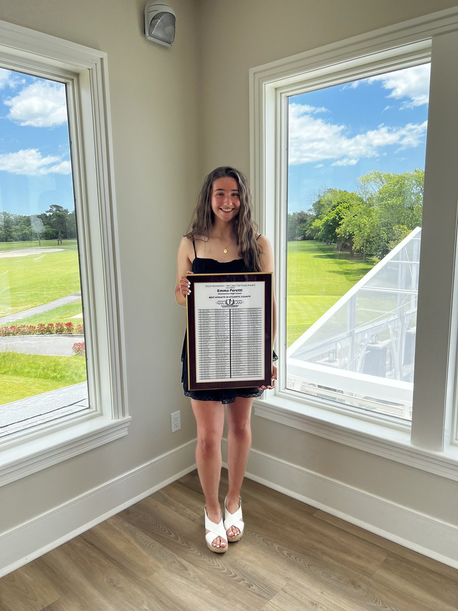 Congratulations <a href="/EmmaPeretti34/">Emma Peretti</a> on  winning the Nichterlein-McCabe Old Grad Award for Best Athlete in Atlantic County. A well deserved honor! <a href="/ACPressMcGarry/">Michael McGarry</a> <a href="/DanRussoman/">Dan Russoman</a>