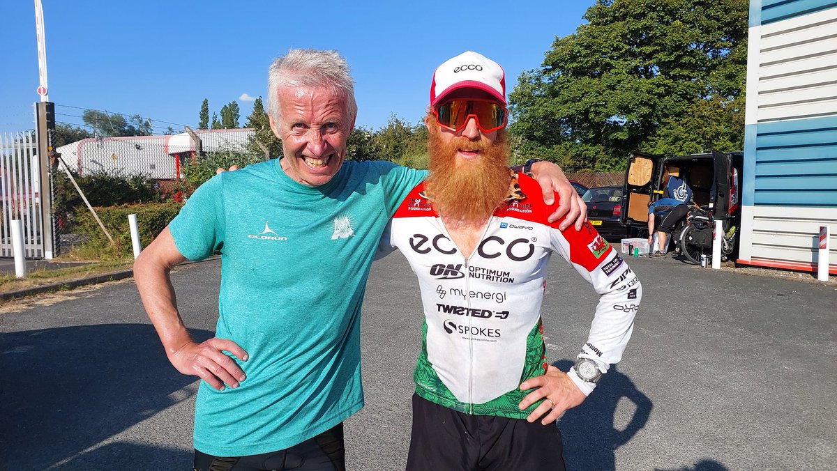 Conway_Sean's tweet photo. Day 57: Run was also quick today. I had David Clamp (@deca_dave_deca_pt) pull me along. He's an absolute machine. Cheers for that. Beautiful weather out there today. Run completed in: 5h15m #IRON102 https://t.co/hVOQwGEohw