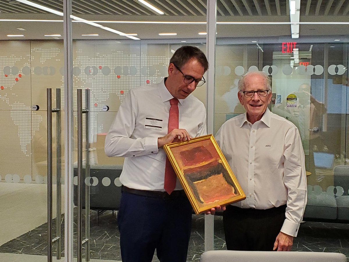 DAAD USA (@daadnewyork) on Twitter photo Dr. Kai Sicks, Secretary General of DAAD, receives a painting and also documented historic proof of DAAD's long, close relationship with IIE from Dr. Allan Goodman, CEO of IIE(and the artist). A touching way to end a day of bilateral talks.
@IIEGoodman <a href="/IIEglobal/">Institute of International Education (IIE)</a> <a href="/DAAD_Germany/">DAAD News</a> Dr. Kai Sicks, Secretary General of DAAD, receives a painting and also documented historic proof of DAAD's long, close relationship with IIE from Dr. Allan Goodman, CEO of IIE(and the artist). A touching way to end a day of bilateral talks.
@IIEGoodman <a href="/IIEglobal/">Institute of International Education (IIE)</a> <a href="/DAAD_Germany/">DAAD News</a>