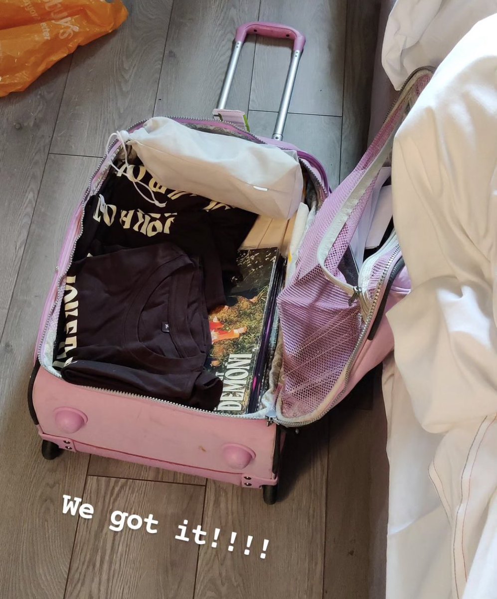 i can’t with the pink suitcase HE’S SO BARBIE