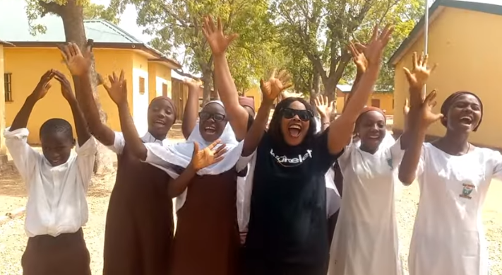 Uche Lin O. tweet media