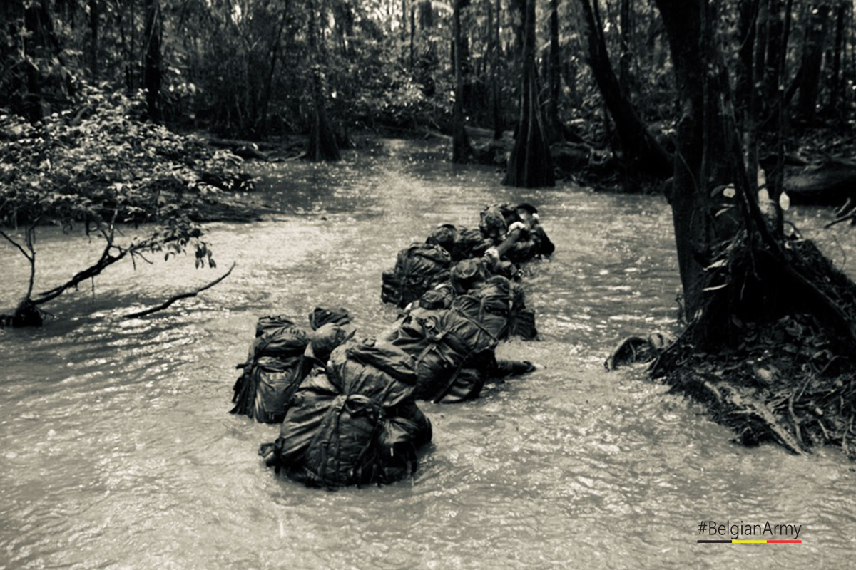 Belgian_Army's tweet image. #𝑃𝑖𝑐𝑂𝑓𝑇ℎ𝑒𝐷𝑎𝑦
#BelgianArmy #Cefe #Spirit