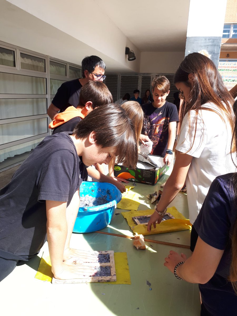 InsMoianes tweet media