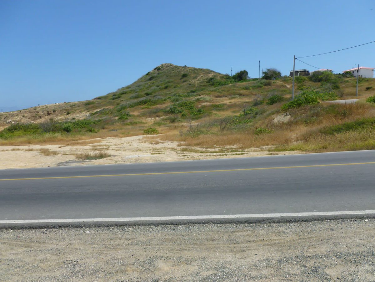 CarlosVerareal's tweet image. 3.000 mt2 en #Ancón;junto al que fue Hotel Punta Carnero. Informes: @fagavavi@yahoo.com