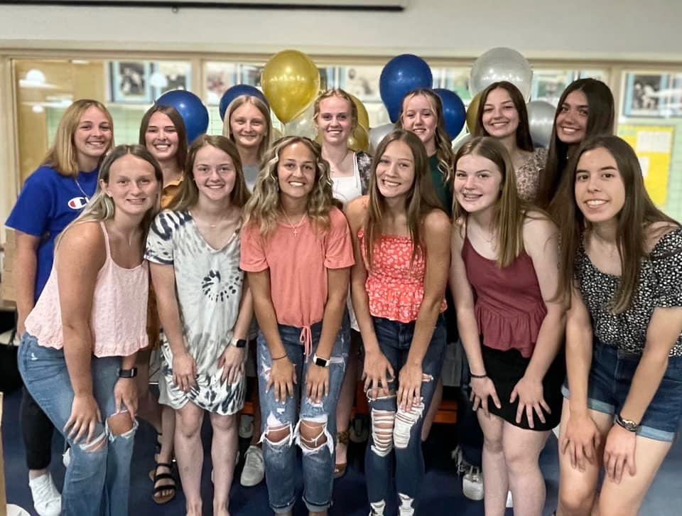 Wilmington_SB's tweet photo. πππ₯ππ In honor of our upcoming banquet, a walk down memory laneβ¦a few shots from our 2022 softball banquet!! #HoundsAsOne πππ₯ππ https://t.co/xZFGC8Ug7a