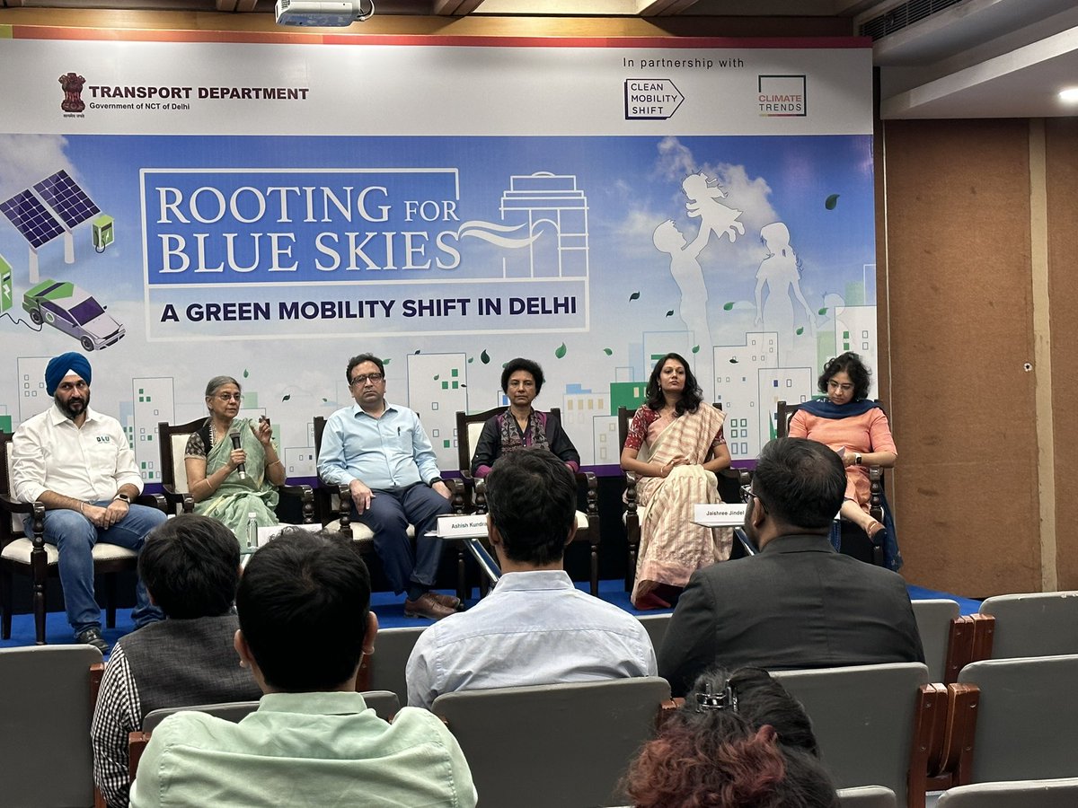 Super session on #Delhi #vehicularpollution 
w top stakeholders. 
Big takeaway- v impressive action being taken (eg EV buses..)
But need to prioritise public transit, 🚶‍♂️&amp; 🚲 over pvt vehicles
New flyovers etc mean “infra locking in pollution”- CSE
<a href="/ashishkundra/">Ashish Kundra</a> <a href="/jaishreejindel/">Jaishree Jindel</a>