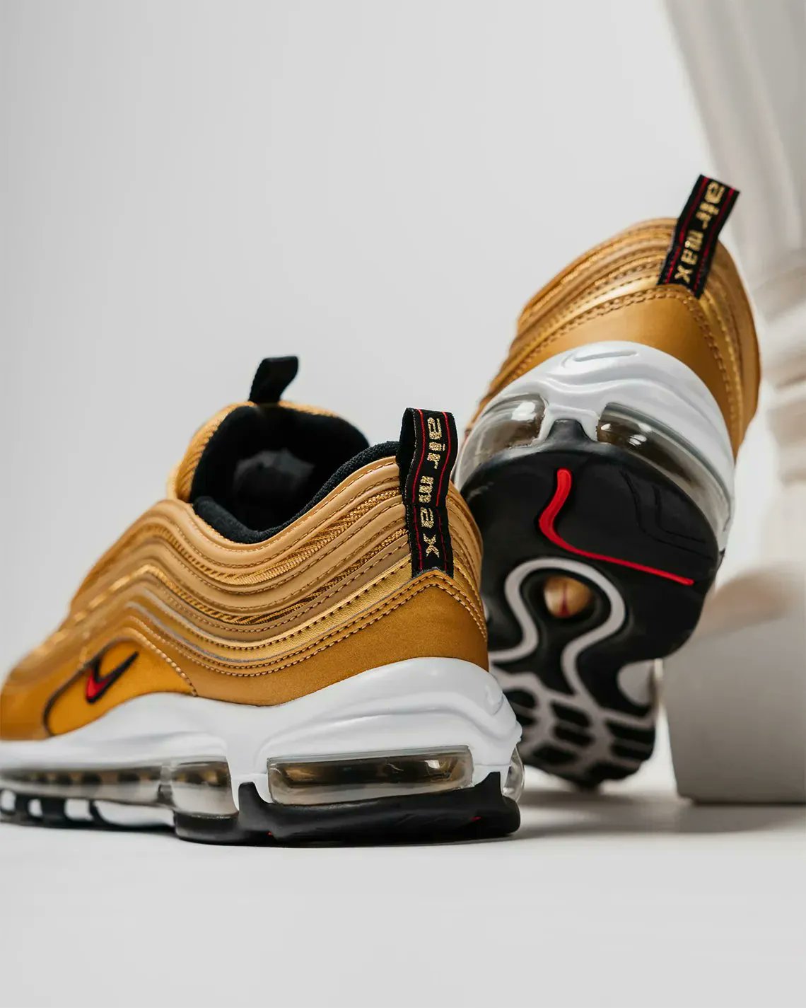 JustFreshKicks Twitter: "Nike Air Max 97 OG 'Gold Bullet' on sale for + shipping 🏆 Link -&gt; https://t.co/C9iUaP6ZTH" / Twitter