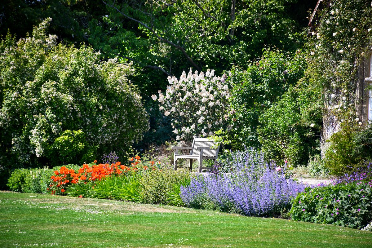 Quelle belle journée de #LundiFleuri nous avons passé aujourd'hui à #HintonAmpner!
Bientôt sur destinationangleterre.com
.
.
.
#destinationangleterre #visithampshire #visitsoutheastengland #frenchmoments #nationaltrust #Lovegreatbritain