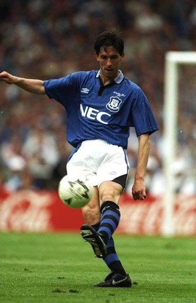 robertmdaws's tweet photo. #GaryAblett #EFC 1989 @Everton https://t.co/lIu6XeJxXC