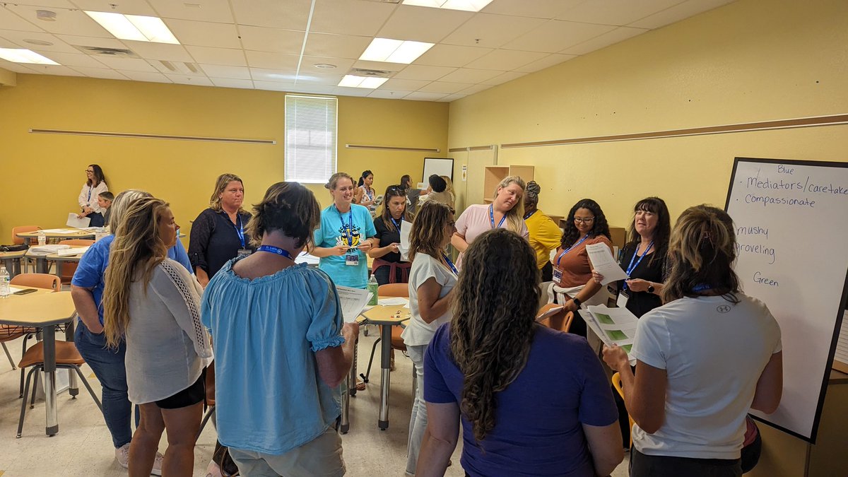 BelindaBenner's tweet photo. Summer Summit Elementary Day over, but the learning never ends! β±οΈπ» So many choices! Excited to lead my sessions on Differentiation & CLP Facilitation that hummed with rich conversations from amazing SLPS educators! π¨οΈπ β₯οΈ #SLPSProud #talentslps @TalentSlps @SLPS_Curriculum https://t.co/qUn4mqa6oX