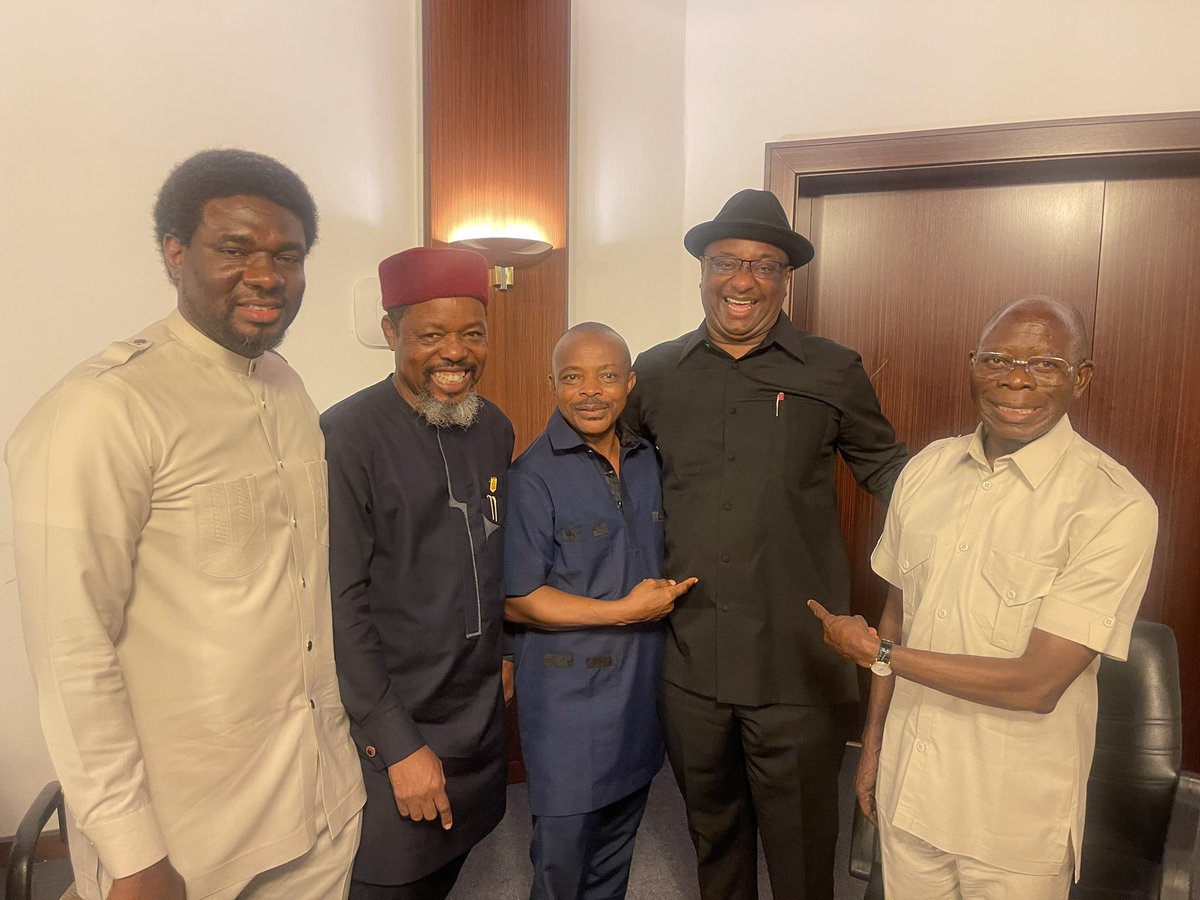 fkeyamo's tweet photo. Earlier today, I was drafted to assist in the negotiations with my brothers and comrades in the NLC and TUC and to the glory of God, we reached some agreements which have resulted in the suspension of the proposed strike action. We have just ended the meeting at exactly 10:40pm. Here’s a copy of the agreement and some light-hearted moment after signing the agreement