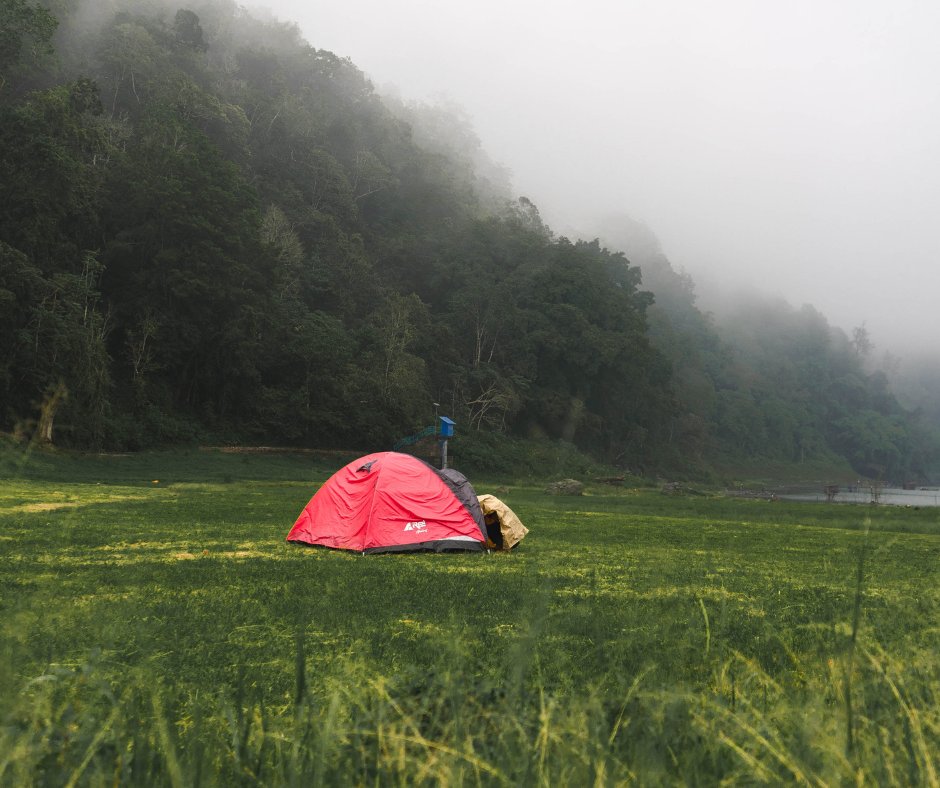 ☔️🏕️ Don't let a leaky tent ruin your camping trip! 😩 Learn why tents leak and how to prevent it with our expert tips! 🌧️👀 

👉 trunkoutdoors.com/why-do-tents-l…

#campingtips #tentlife #outdooradventures