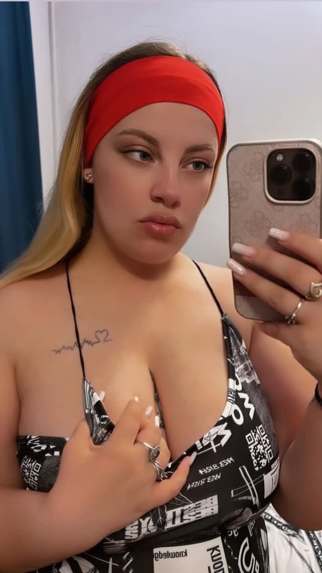 onlyfansro2023's tweet photo. https://t.co/zWIy94rndU

@OficialDarkbaby #sex @BustySarahRae #onlyfans @ababypinecone https://t.co/F3YFu8yKPw