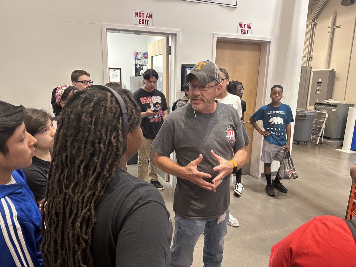 MrDiate's tweet photo. STEM camp is in full swing. We decided to start this year off with a field trip to TCAT. It did not disappoint and the kids loved it. Pt.1 #iTeachLMS #STEM #TCAT https://t.co/3pVlTSHZpE