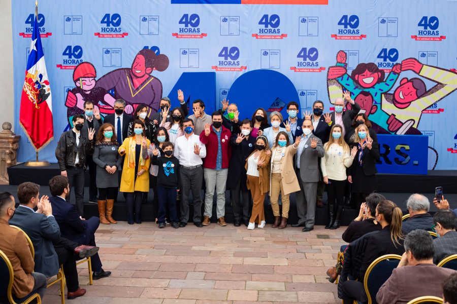 RRHHchile's tweet photo. Dato Informativo

Mira los avances y el historial completa hasta hoy  de la Ley 40 HORAS 

https://t.co/eF4twPsRYk

#40horas #ley40horas #dt #direcciondeltrabajo #linkconsultora #redrrhh.cl #siguemeytesigo
#recursoshumanos #remuneraciones  
#Chile https://t.co/dOya9pUyel