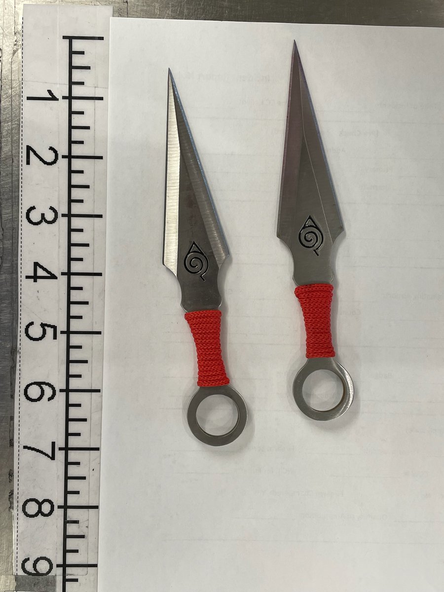TSA_GreatLakes's tweet image. #NiceCatch from the @MitchellAirport officer who stopped these throwing knives in a carry-on bag last week. Pack smart &amp;amp; leave the prohibited items at home to keep the line moving at the checkpoint.