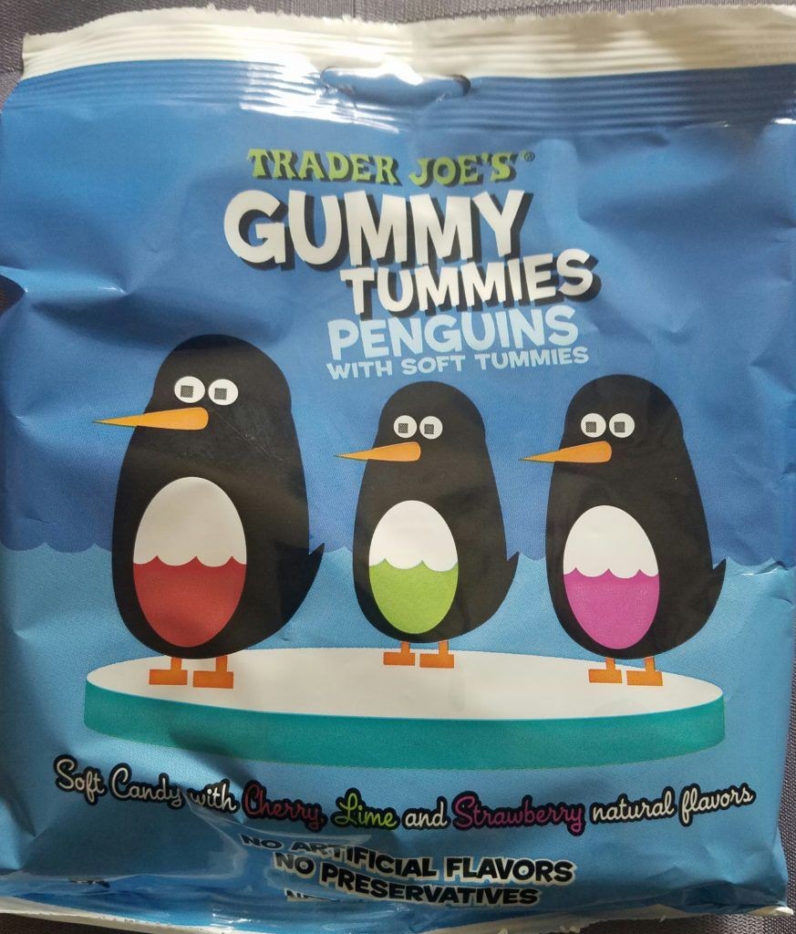 huekaipeng's tweet photo. ‼️STOP EATING PENGUIN GUMMIES ‼️

— an important thread on why we should stop eating penguin gummies (don't open if sensitive) https://t.co/Ne9UuzcomL