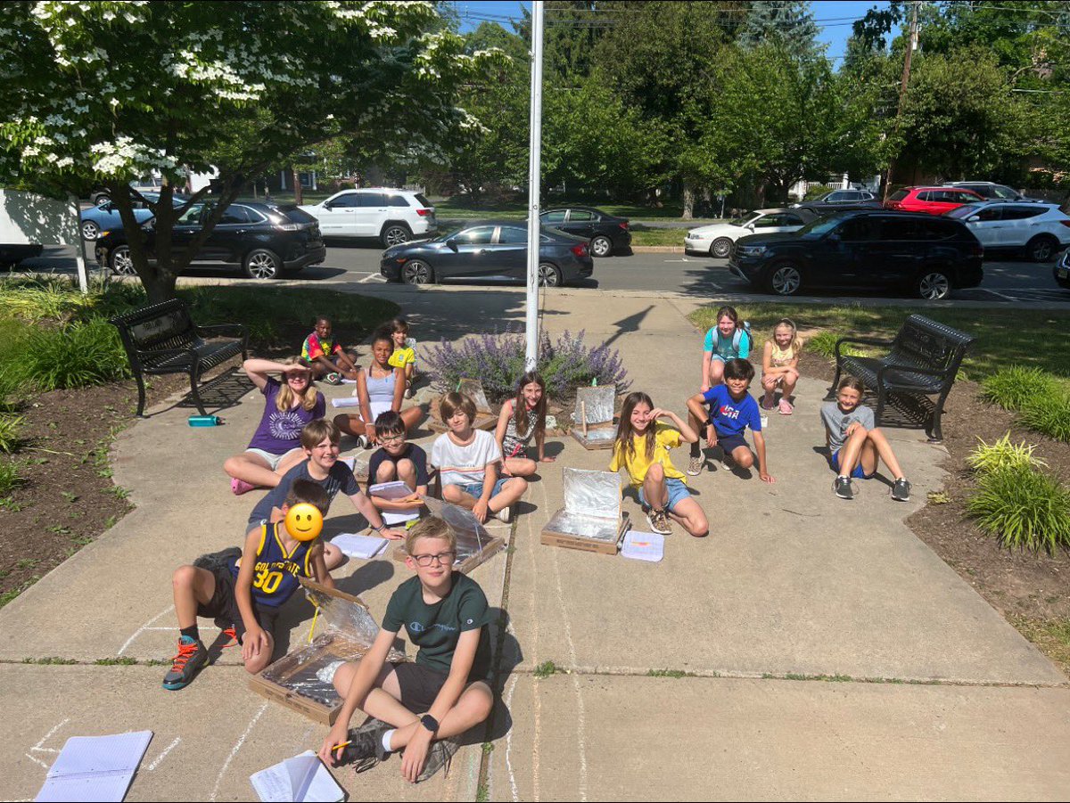 Ms. Mueller tweet media