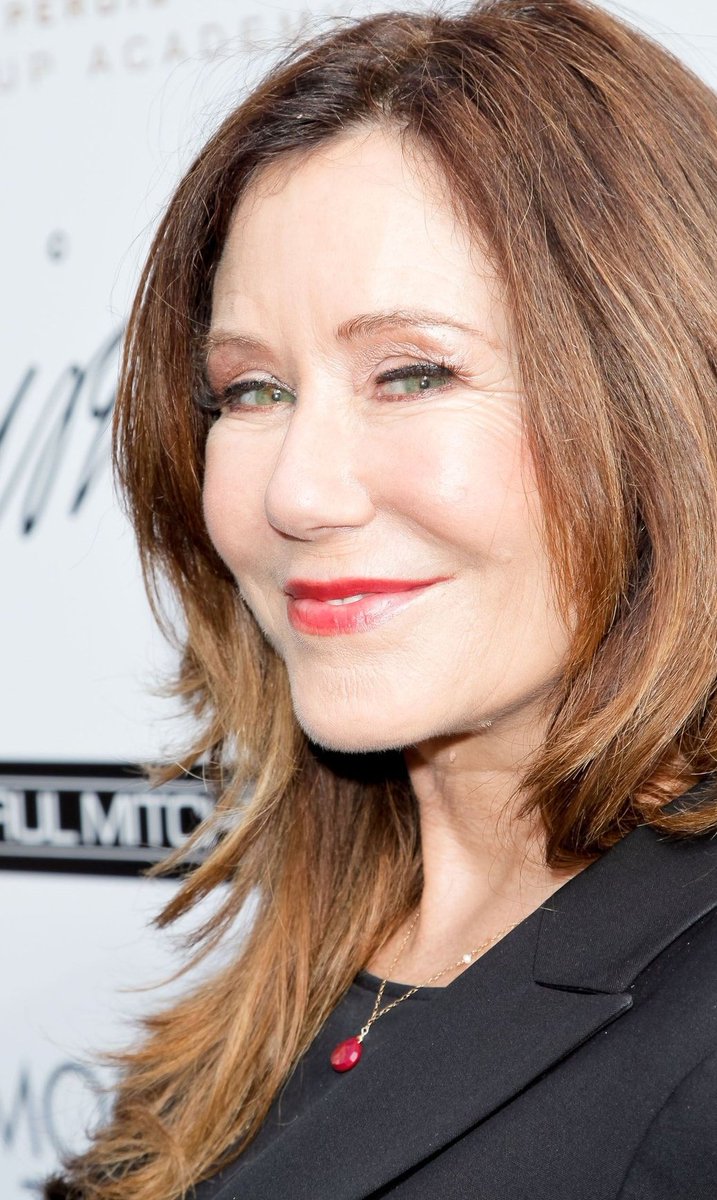 ♥️
'Some eyes sparkle from the inside out.' 
#MaryMcDonnell #TheLadyBAM
