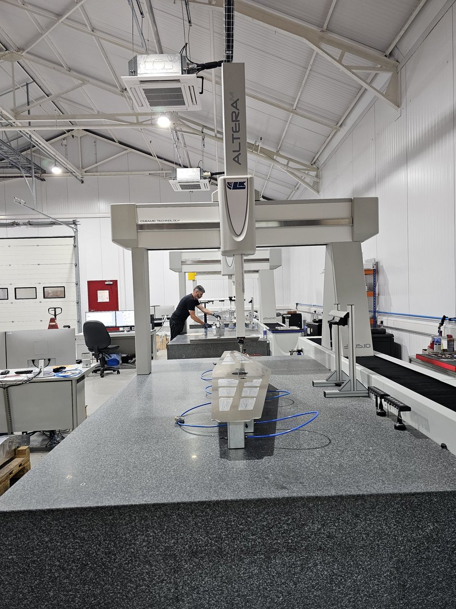 UTobyM's tweet photo. Wonderful day spent at @DynamaticTech Swindon, UK with @ahilya09 &amp; @dush827. https://t.co/aszDTPCd0b
