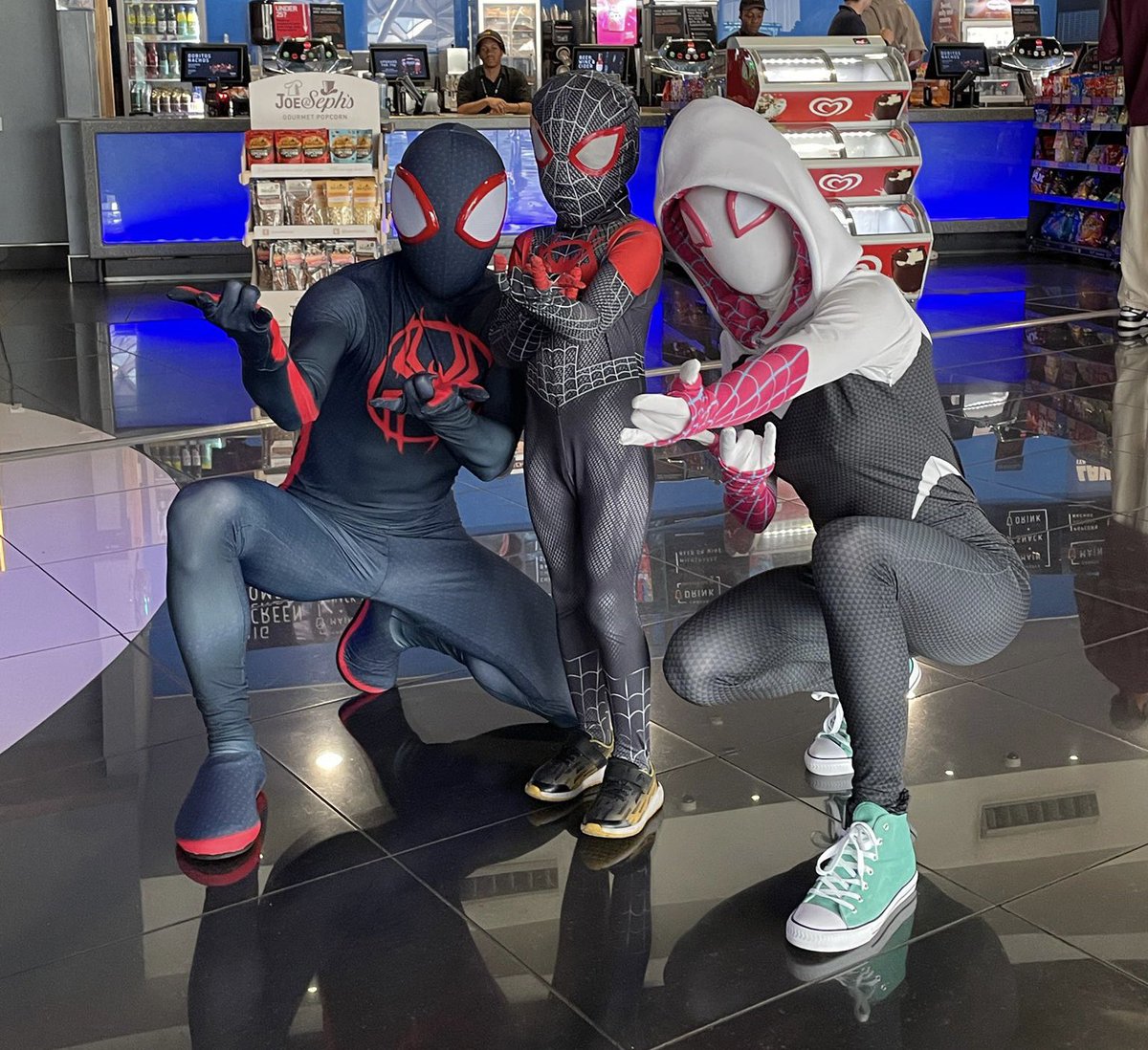 Yes People tweet media