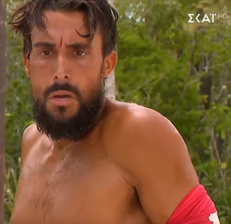 #survivorGR
Ο Σάκης για 1297653 φορά μιλάει για έλλειψη παιδείας, ενώ έκανε παρέα με τον Παππά κ είχε στην ομάδα του τον Τάκη που τραμπουκιζε τους πάντες κ έβριζε σπίτια!
Μάλλον θα τα έχει χάσει από τα πολλά flag race του Βασάλου 😂🤡😂