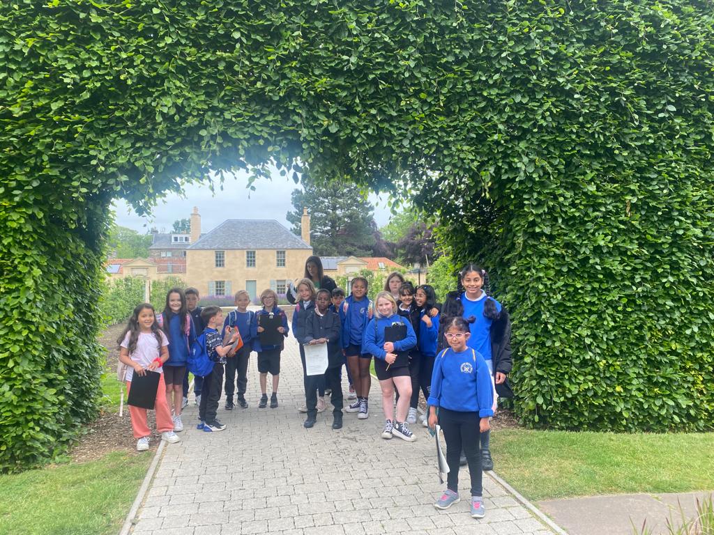 Broomhouse Primary 5 tweet media