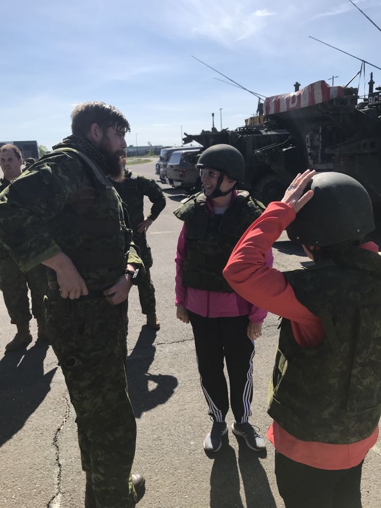 L'hon. / The Hon. Louise Imbeault tweet media