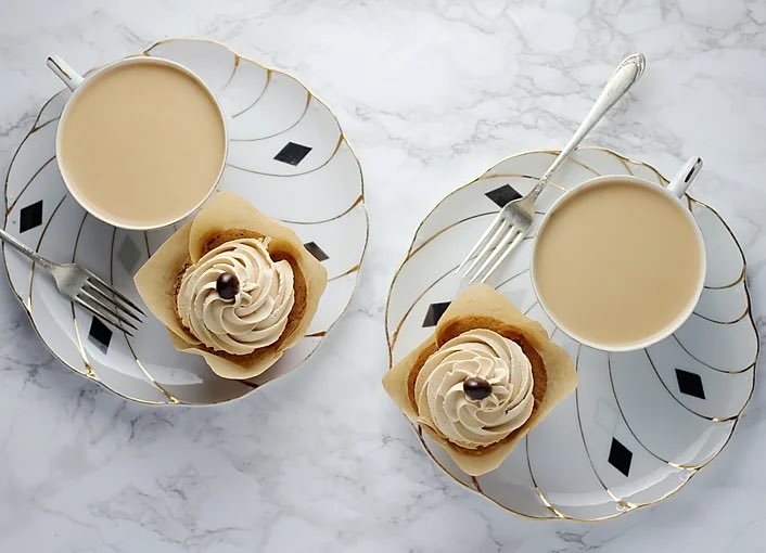 Candella Tea Room

يعتبر من افضل غرف الشاي في لندن ..
عنده انواع متعدده من الشاي👍🏼

ويقدم الافترنون تي و كريم تي 😋
…. الخ

يفضل الحجز المسبق لانه دايم زحمة.

W8 4HA