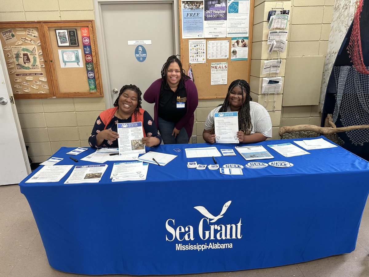AU_Conservation's tweet photo. The first Alabama-Mississippi Oyster Community of Practice (@ALMSOysterCoP) Meeting was recently held in Bayou La Batre. Read more about this meeting below:

https://t.co/vwkioBdGyV https://t.co/JjUNgFfymr