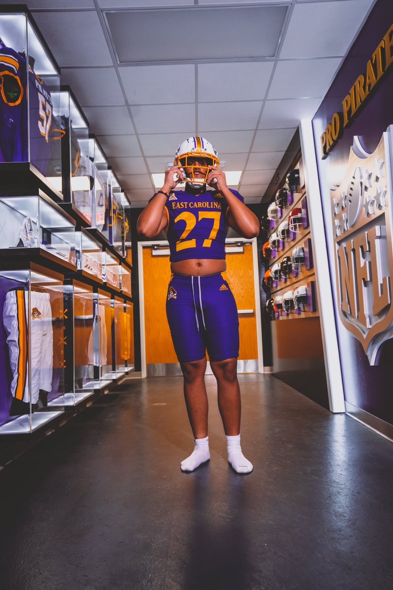 Kaydin Bethel (@reaparatedforkb) on Twitter photo I was given a opportunity to take pictures at a college and meet incredible coaches across the carolina area which was all possible from <a href="/Showtime12u/">Maurice jones</a> thank you <a href="/ECUAthletics/">East Carolina Pirates</a> I was given a opportunity to take pictures at a college and meet incredible coaches across the carolina area which was all possible from <a href="/Showtime12u/">Maurice jones</a> thank you <a href="/ECUAthletics/">East Carolina Pirates</a>