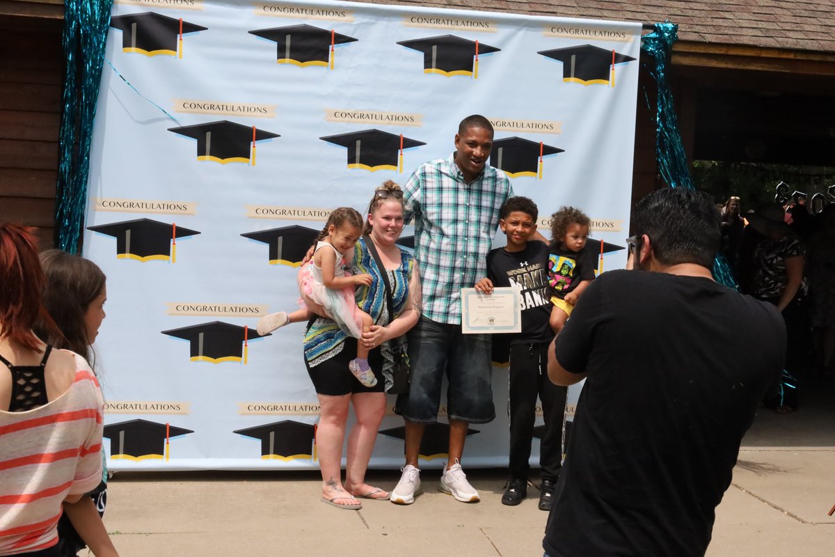 ISD112's tweet image. Carver, Clover Ridge and Jonathan (pictured) elementaries celebrated fifth graders today across the district. The final day for elementary students is tomorrow, Tuesday, June 6. #ECCSLeadsTheWay @JesElementary