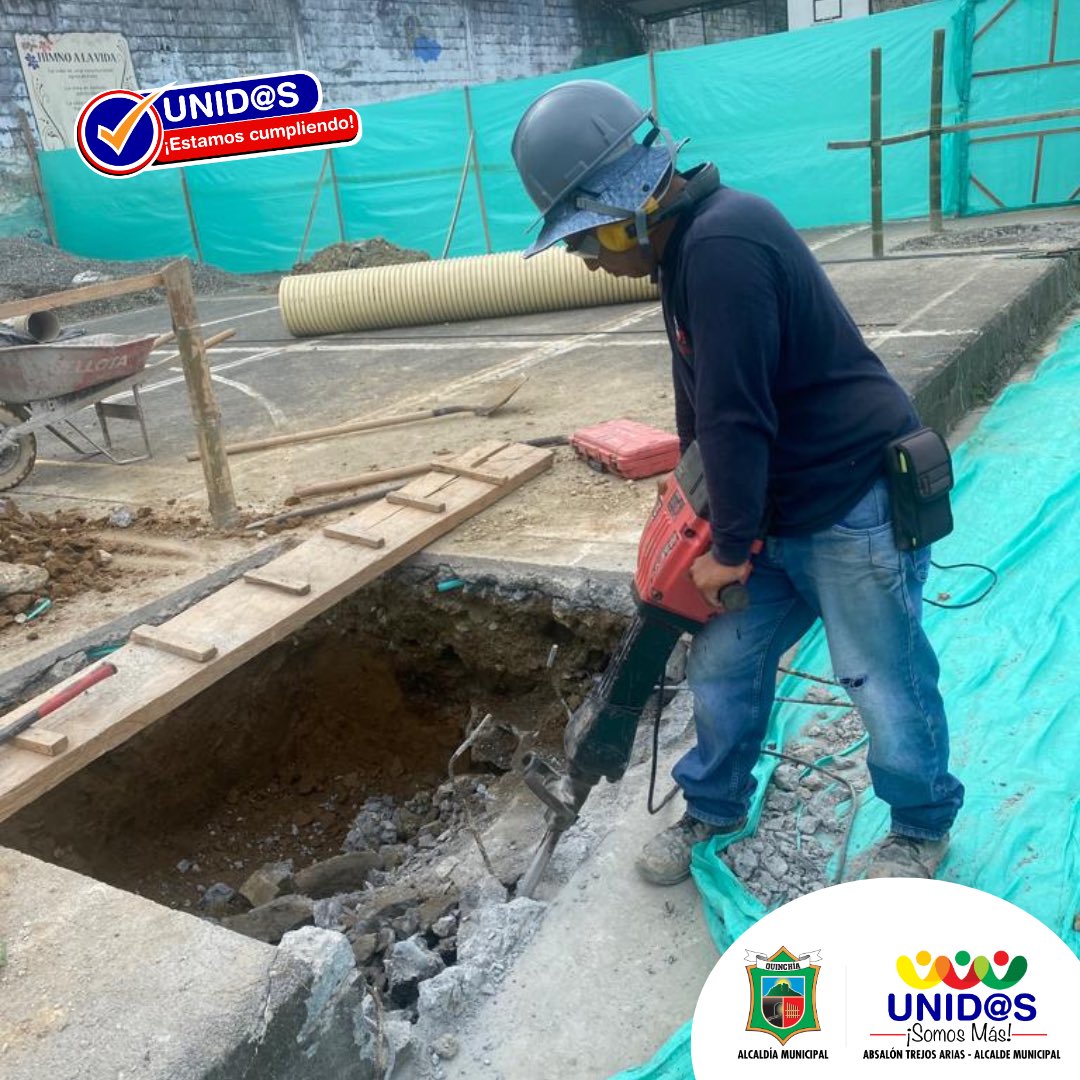alquinchia's tweet photo. Asi avanza la construcion de la cubierta de la Institución Educativa Salvador Duque. https://t.co/tLMKIyB2UB