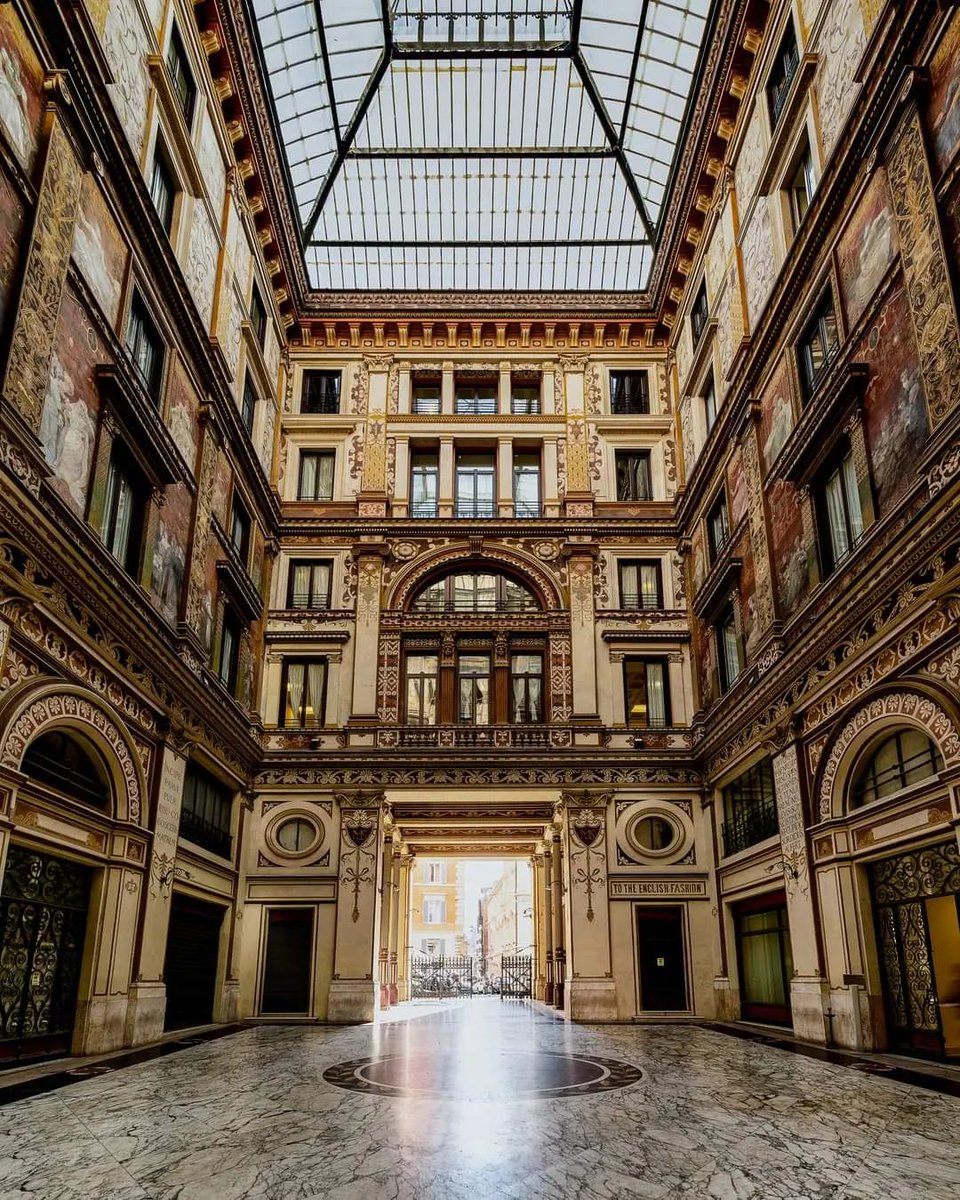 Galleria Sciarra
Via Marco Minghetti, Roma // 🇮🇹 ♡