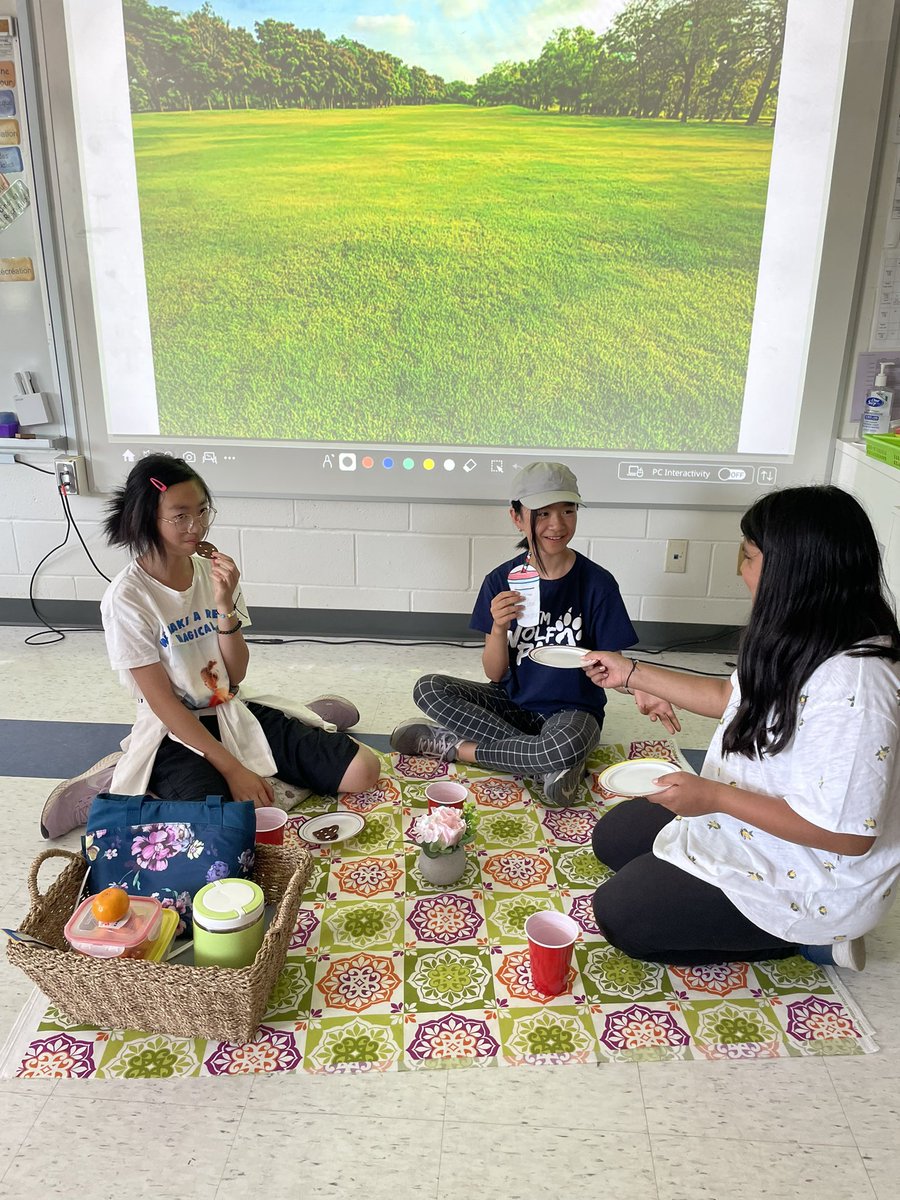 Les élèves de la 6B se sont amusés à faire des tableaux vivants! 🎭

<a href="/ThomasMoreOCSB/">St. Thomas More School</a> <a href="/MmeElKabbouchi/">Stephanie El-K</a> <a href="/ocsbBonjour/">𝕂 𝕥𝕠 𝟙𝟚 𝔽ℝ𝔼ℕℂℍ at the OCSB</a> #ocsbFSL #Collaboration <a href="/ocsbArts/">OCSB Arts</a>