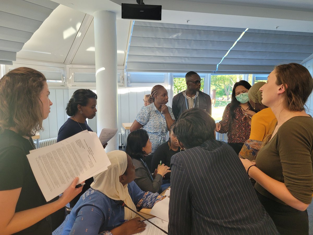 WEDO_worldwide's tweet photo. Today is the first day of the #SB58 negotiations - and our Women Delegates Fund has trained many new @UNFCCC delegates on how to effectively negotiate and engage in the process.🌟

Check out a few photos of this year's pre-#BonnClimateChange "Night School" 👇👇👇 https://t.co/qznxS3VDO7
