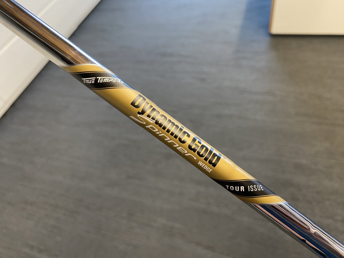 GolfWRX's tweet image. 🚨𝑮𝒐𝒍𝒇𝑾𝑹𝑿 𝑮𝒊𝒗𝒆𝒂𝒘𝒂𝒚!🚨

We are giving away this Cleveland RTX 6 ZipCore 54 Mid Sole wedge!

HOW TO ENTER!⬇️
▪️ FOLLOW @GolfWRX
▪️ LIKE &amp;amp; RETWEET THIS POST

Winner will be randomly selected Sunday June 11th. Good luck!🤞