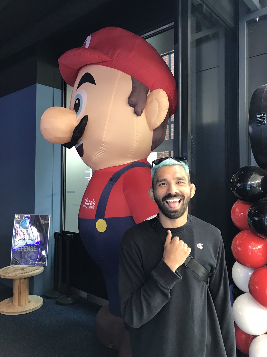 StayUpCarlos's tweet photo. Super Mario World https://t.co/2bV4VuYLY2
