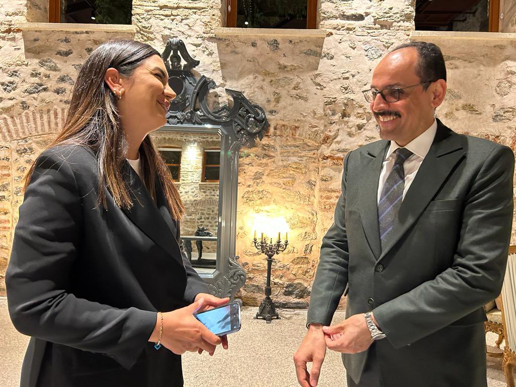 Fullyaozturk's tweet photo. İbrahim hocaya selam olsun (öyle hitap eder birçok kişi) 
Yeni görevinde de çok başarılı olacaktır
@ikalin1 https://t.co/1KseX8vMaa