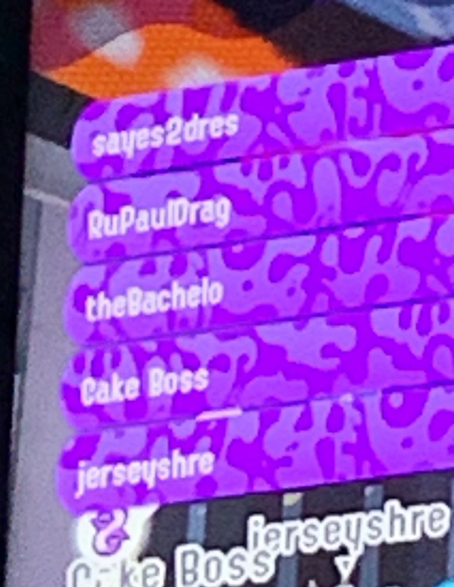 jensmsmsm16's tweet photo. what is happenibg in splatoon https://t.co/82vuVX3V41