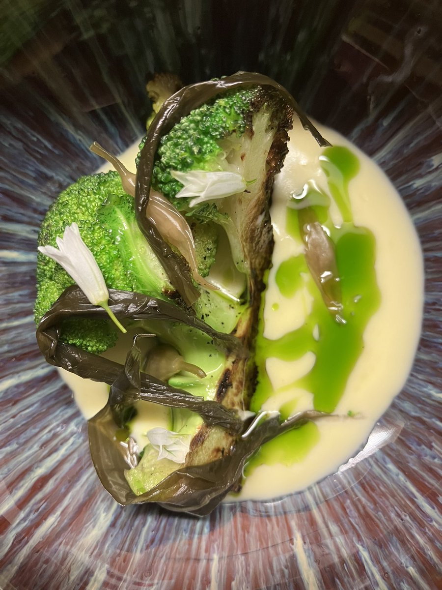 Nordik_Kitchen's tweet photo. 3 days left till @littlemancoffee 

Broccoli|Västerbotten Cheese|Wild Garlic 

This cheeky number is making an appearance https://t.co/AiON68m0Vn