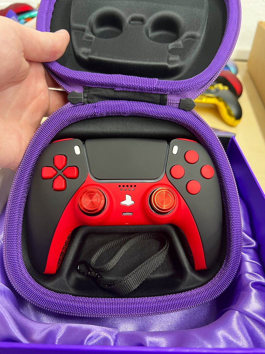 PS5 controller Spider-Man