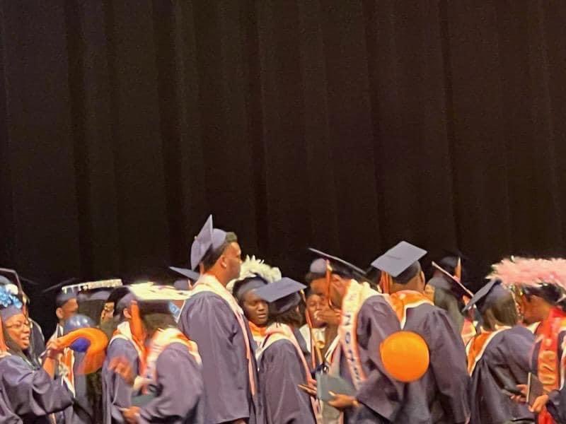 Officially a west side cougar alumni 🙌🏾💙🧡 , let’s ROW
#cougarpride #RTB