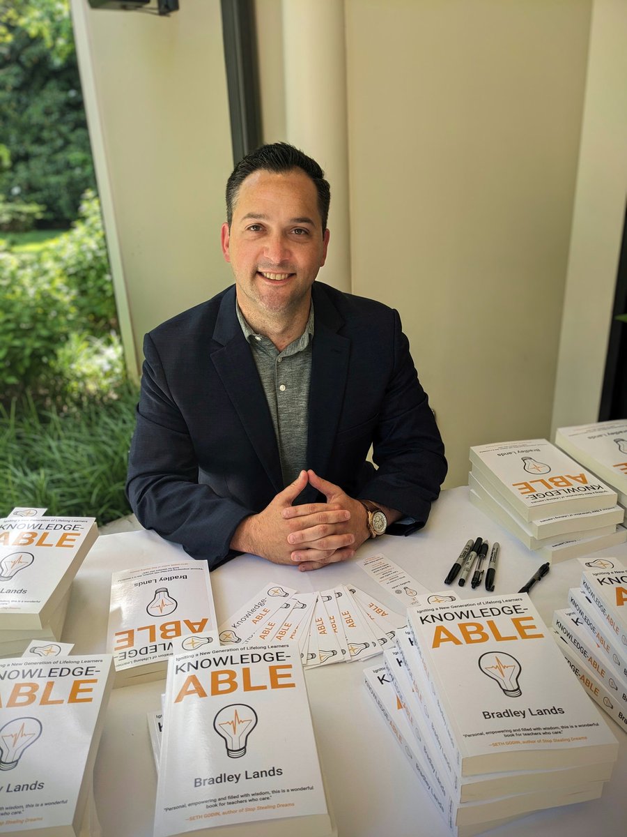 MrLands's tweet image. I&apos;m incredibly grateful for the #bookparty that a group of Langley parents hosted for me!

I am truly fortunate to be part of such an amazing school community!

Thank you to the hosts and guests who made this such a special event for me!

#knowledge_ABLE #IPPY2023 @IPPYmag