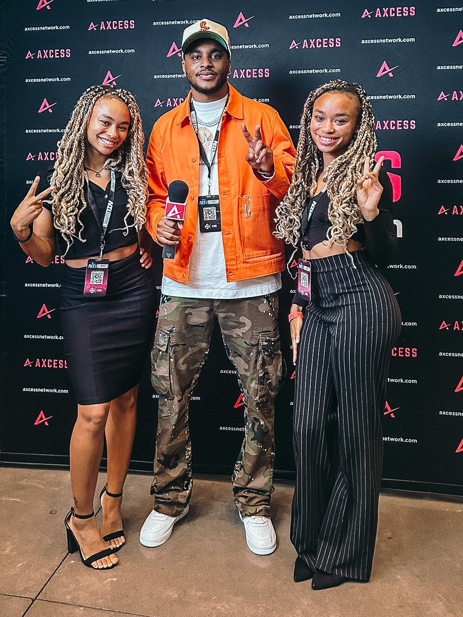 CalAthletics's tweet image. Bear Sightings at #NILSummit

#GoBears