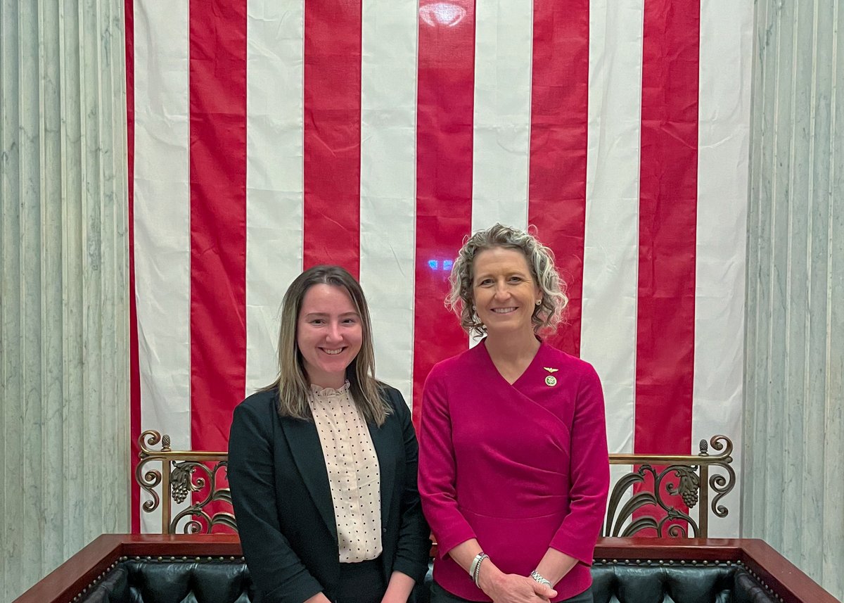 RepJenKiggans's tweet photo. Thank you to Team Kiggans' inaugural interns, Breana and Megan, for their months of hard work serving Virginia’s Second District…! We loved having you with us during our first months in Congress! Excited to start our next set of interns…. Welcome to the Team…! #BestInterns https://t.co/qBC4GBvFxq