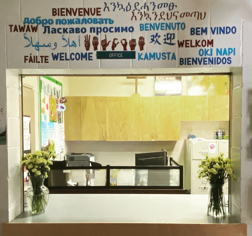 St. Andrew School welcomes students from all around the world, embracing diversity and celebrating many different languages. Our school is a vibrant global community where everyone belongs and thrives. Let's learn, grow, and connect together!