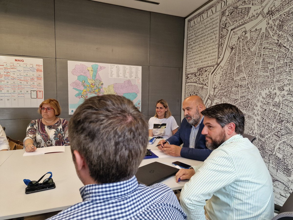 📢 <a href="/JaimeMartinez/">Jaime Martínez Llabrés</a> hace balance de las elecciones en la primera reunión del Comité Ejecutivo y de la Junta Directiva de Palma.

🔷Hemos ganado en el 74% de los barrios

🔷Los palmesanos han elegido nuestro programa de gobierno

🔷️Vamos a transformar Palma

#EstrategiaPalma2035