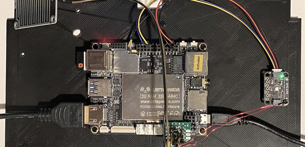 'For my submersion test of the @amphenol waterproof connectors, I mounted the leak detector face down under the baseplate that holds the #LattePanda board. It should start conducting when the water level reaches 1mm' bit.ly/3ILaboo